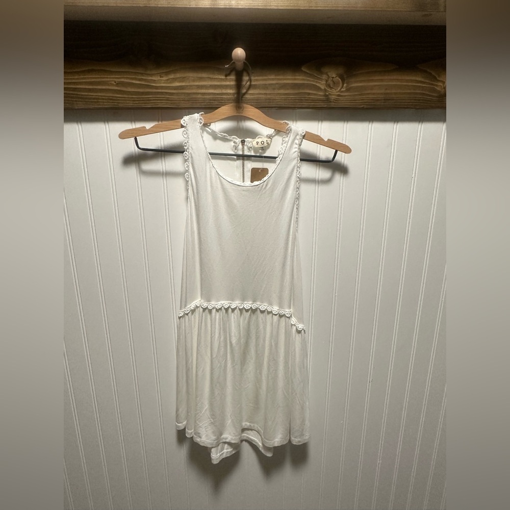POL white oversized tank top with crochet lace trim sz S nwt